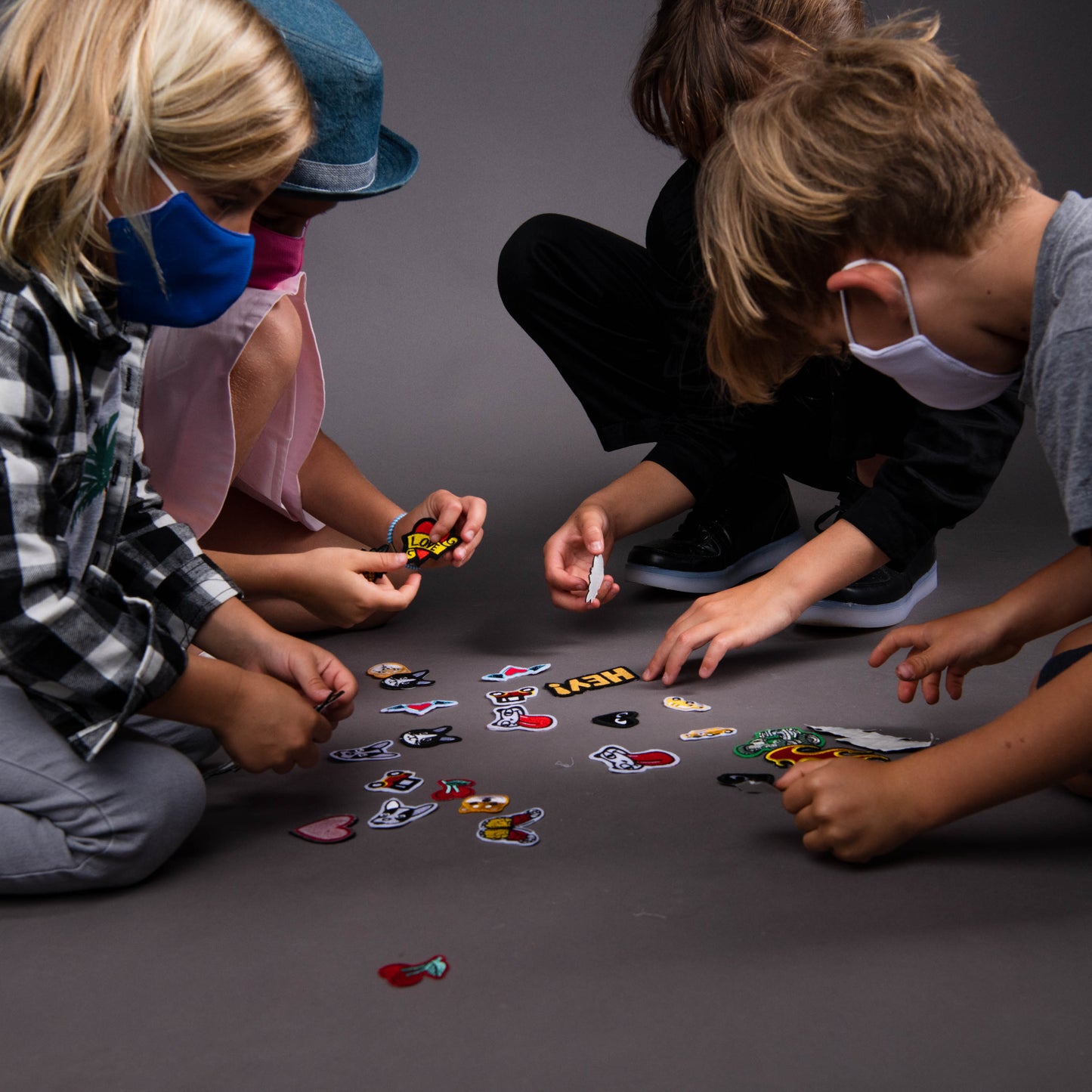 KIDS CRAFT PACK -- 10 MASKS + IRON ON PATCHES