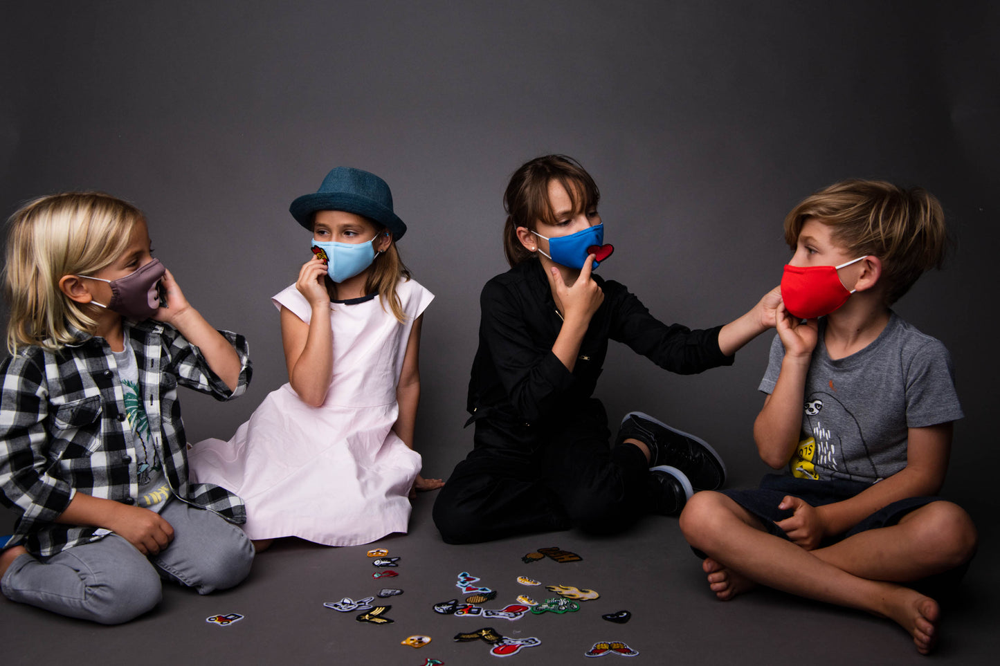KIDS CRAFT PACK -- 10 MASKS + IRON ON PATCHES
