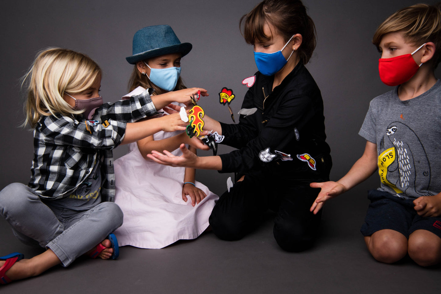 KIDS CRAFT PACK -- 10 MASKS + IRON ON PATCHES
